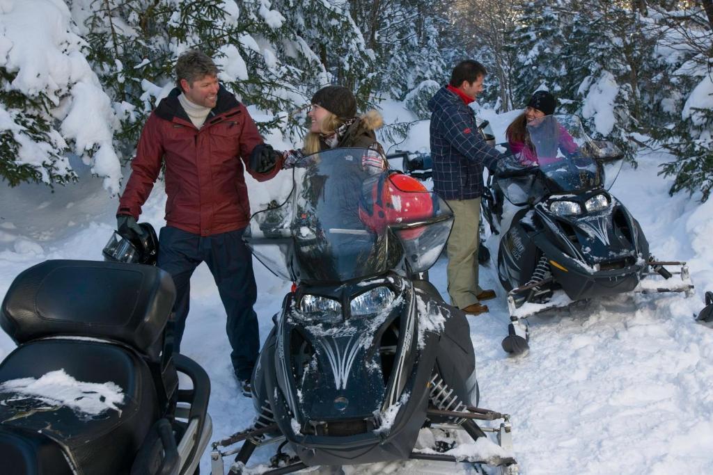 Mountain Lodge Snowshoe Extérieur photo