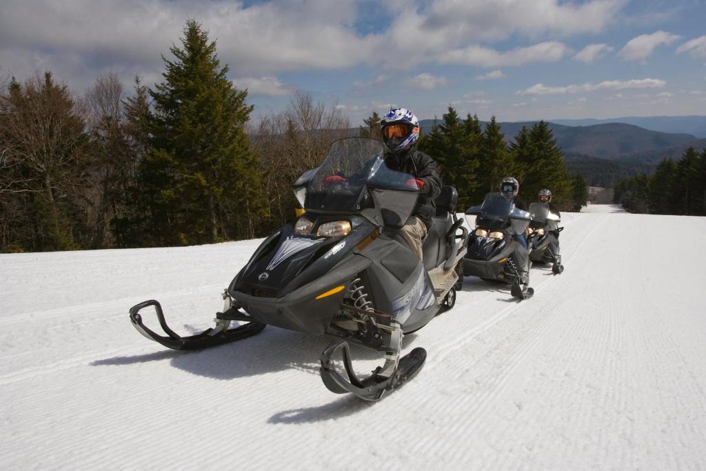 Mountain Lodge Snowshoe Extérieur photo